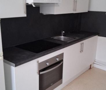 Location Appartement 1 pièce 27m² CLERMONT FERRAND 63000 - Photo 2