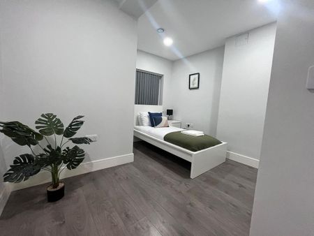 2 bedroom flat to rent - Photo 3