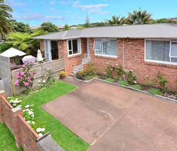 Coastal Comfort – 3-Bedroom Home in Prime Orewa Location - Photo 4