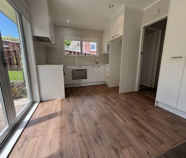 2/9 Havelle Avenue - Photo 2