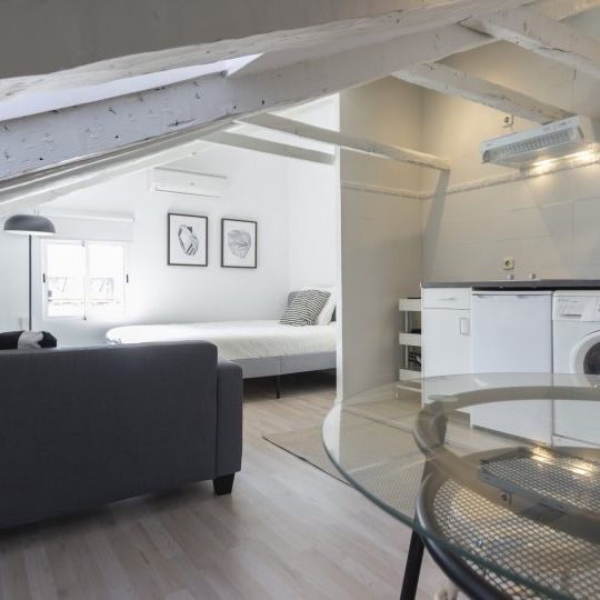 madrid, Community of Madrid 28014 - Photo 1