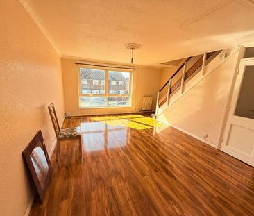 2 bedroom maisonette to rent - Photo 1