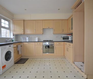 5 bedroom townhouse to rent - Photo 5