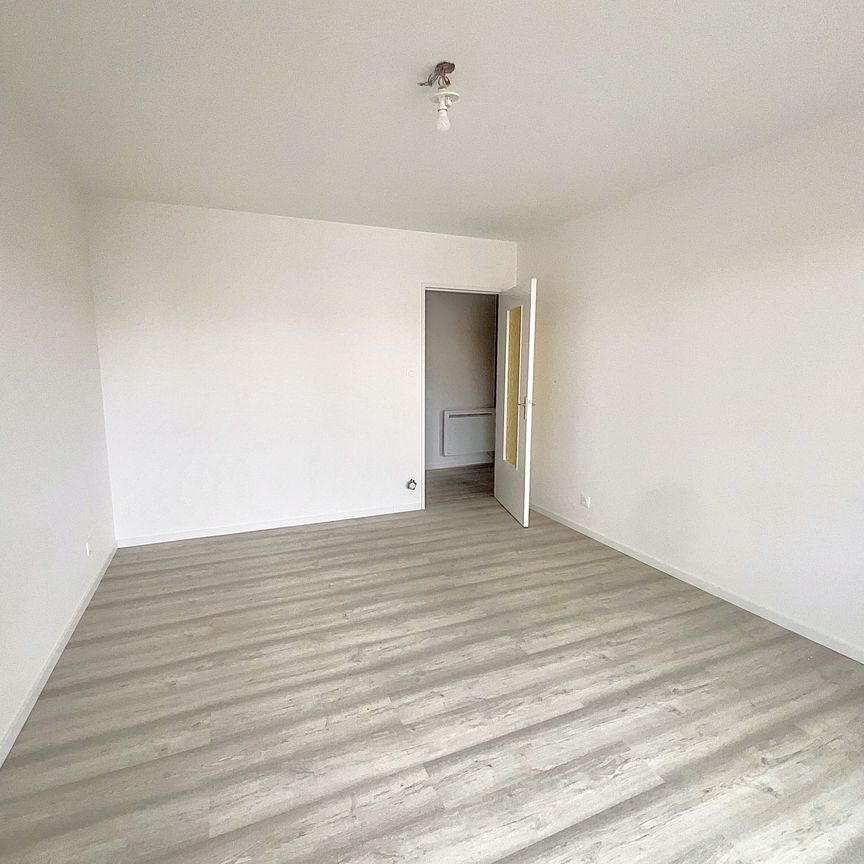 Location Appartement 2 pièces 51m² ILLKIRCH GRAFFENSTADEN 67400 - Photo 1