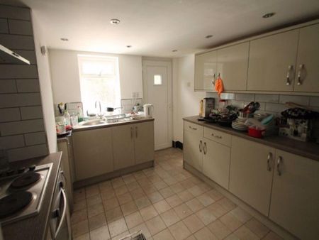 4 bedroom house to rent - Photo 4