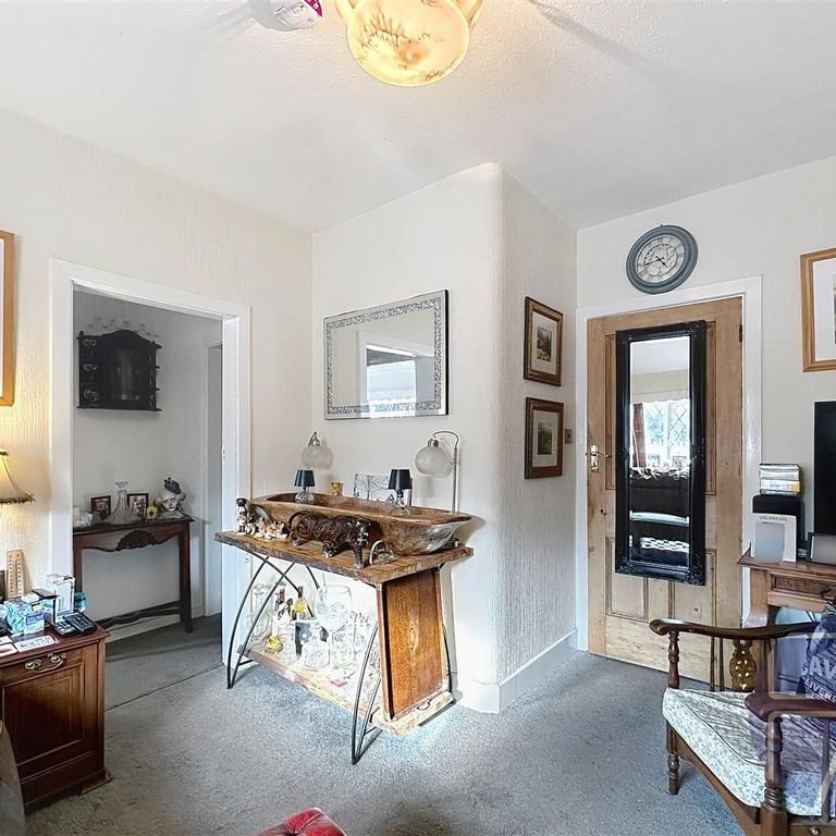 2 bedroom house to rent - Photo 1