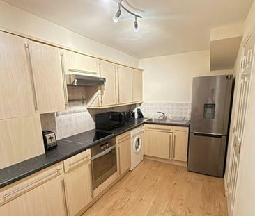 Maisonette to rent on - Photo 6