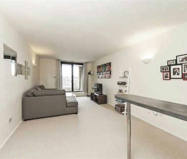 Cromwell Road - Photo 2