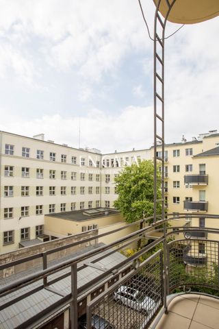 Cichy apartament w kamienicy w sercu miasta - Zdjęcie 5