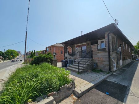 For Lease - 2170B Dufferin Street Unit# Upper Lvl, Toronto, Ontario - Photo 5
