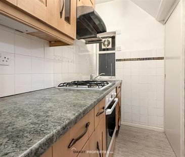 3 bedroom terraced house to rent - Photo 5