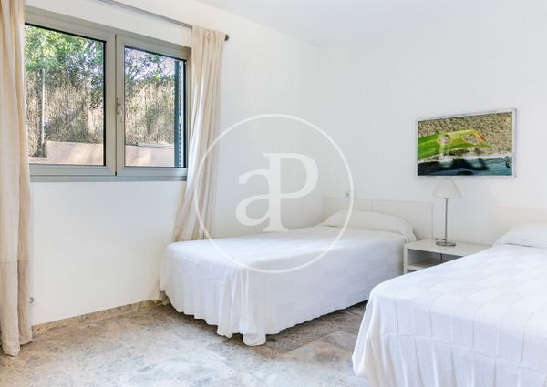 House for rent in Cala San Vicente