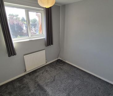 3 bedroom detached house to rent - Photo 3