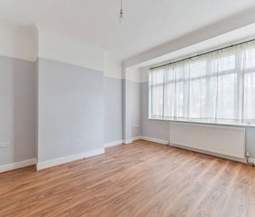 3 bedroom terraced house to rent - Photo 6