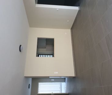 Location Appartement 4 pièces 76m² - Photo 4