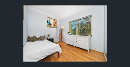 Oversized Spilt Level Townhouse - Photo 3