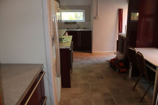 Burlington Road, Polygon - Photo 1
