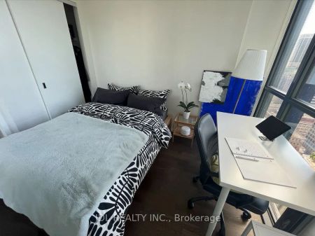 101 Charles Street E #2810 - Photo 2