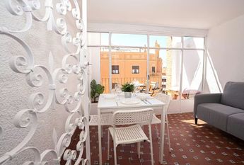 Carrer Honorato Juan, Valencia, Valencian Community 46007