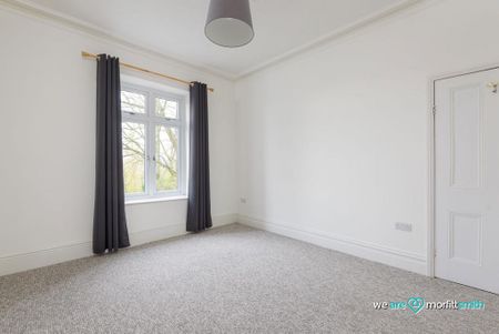 4 bedroom semi-detached house to rent - Photo 5