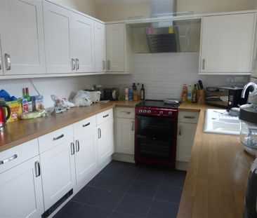 1 bedroom in a house share to rent - Photo 5