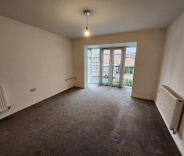 2 bedroom ground floor flat to rent - Photo 1