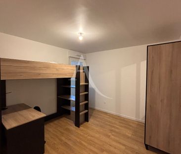 Location Appartement 4 pièces 80m² - Photo 4