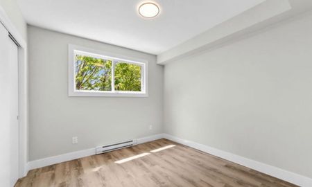 For Lease - 400 Scenic Drive Unit# 8, London South, Ontario - Photo 2