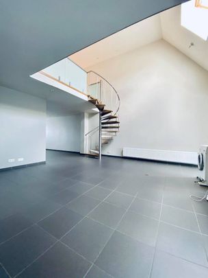 Ruim Duplex appartement in centrum Ieper - Photo 1