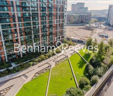 Brigadier Walk, Royal Arsenal Riverside, SE18 - Photo 2