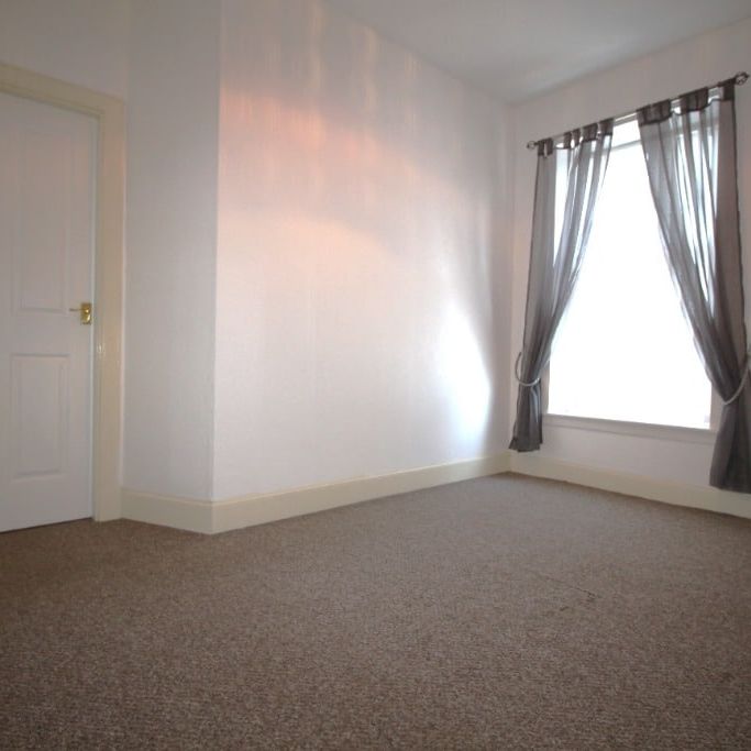 Grangemouth, 45, Falkirk, Grangemouth, FK3 8EU - Photo 1