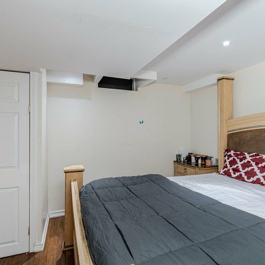 For Lease - 70 Buick Boulevard, Brampton, Ontario - Photo 1