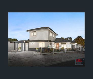 1 x Room For Rent! - All utilities are provided - Photo 2
