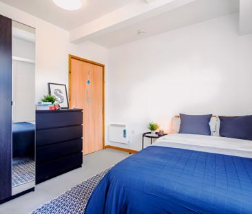 6 Bed Duplex Apartment - Photo 6