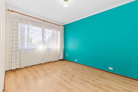 9 Doulton Drive, Trott Park SA 5158 - House For Rent | Domain - Photo 4