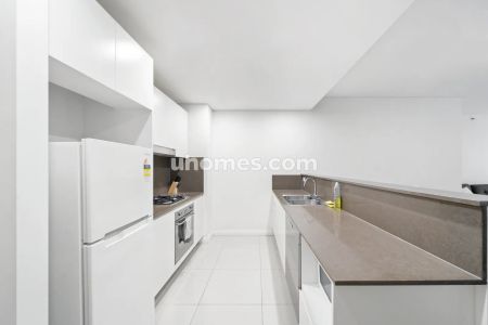 1 bed 1 bath - Photo 4
