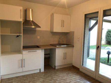 Location Appartement 3 pièces 79m² - Photo 4