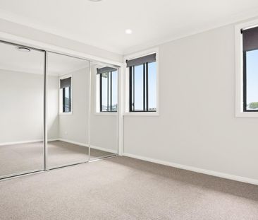 Double Story Family Home - Photo 4