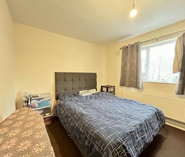 2 Bedroom Apartment To Let - Photo 2