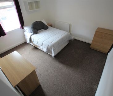 Beamsley Grove, Hyde Park, LS6 1LA, Leeds - Photo 1