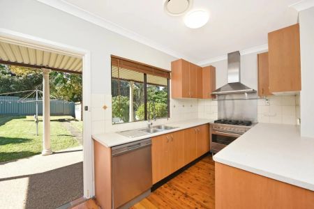 Lovingly Maintained and Renovated Three-Bedroom Family Home Seconds to Lane Cove Village - Photo 4
