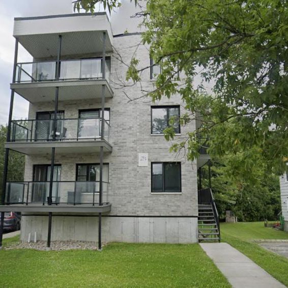 2 CH - 1 SDB - Québec - $1,497 /mo - Photo 1