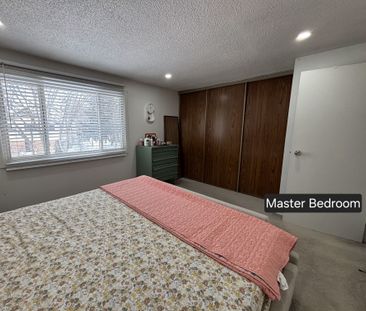 For Lease - 335 Shamrock Court, Oshawa, Ontario - Photo 3