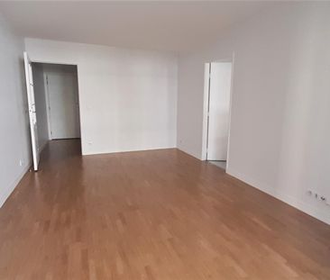 location Appartement F1 DE 33.3m² À BOULOGNE - Photo 1