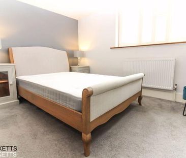 2 bedroom end of terrace house to rent - Photo 6