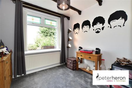 2 bedroom semi-detached house to rent - Photo 5