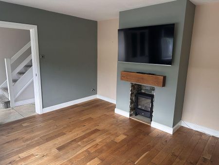 3 bedroom terraced house to rent - Photo 2