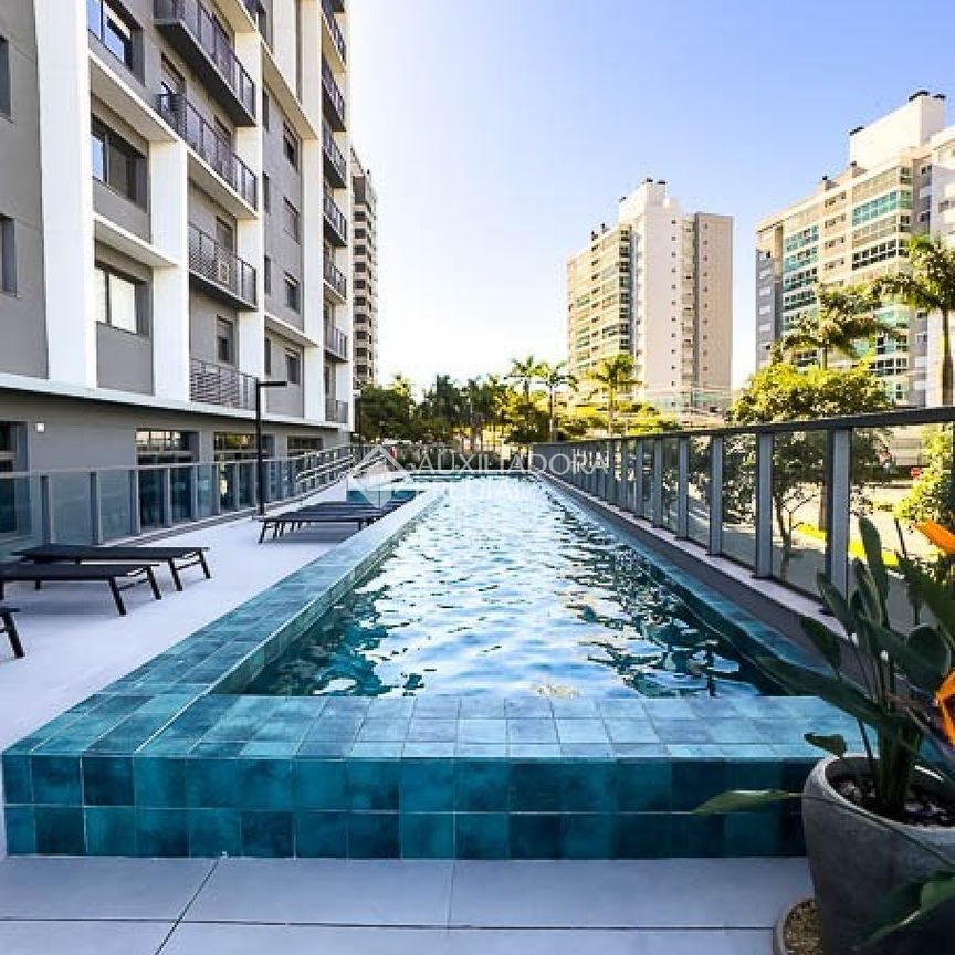 Apartamento JK com 1 quarto e 29m² para alugar em Jardim do Salso, Porto Alegre. - Photo 1