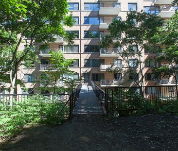 1745 Avenue Cedar, Montréal, QC - Photo 2