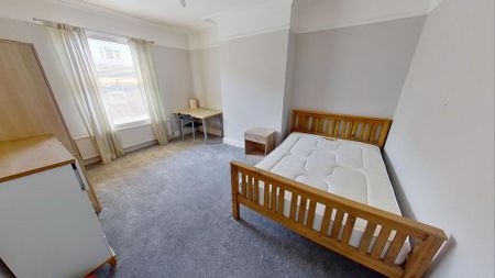 6 bedroom terraced house to rent - Photo 5